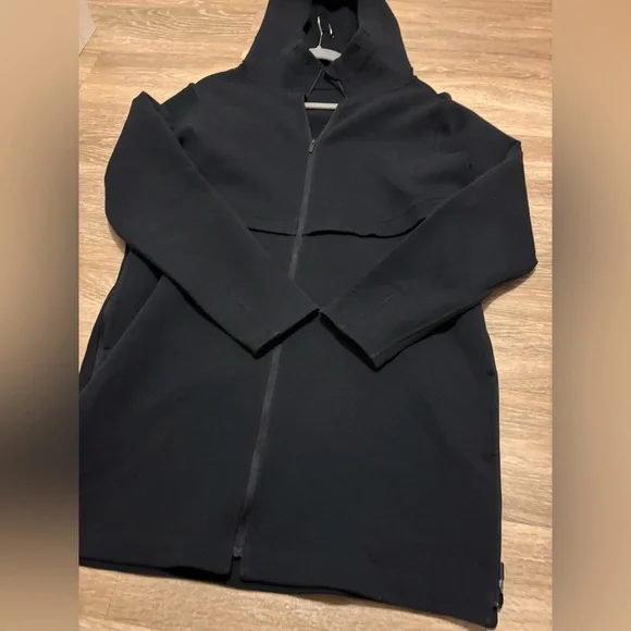 Lululemon Long Horizons Hoodie - Picture 5 of 16